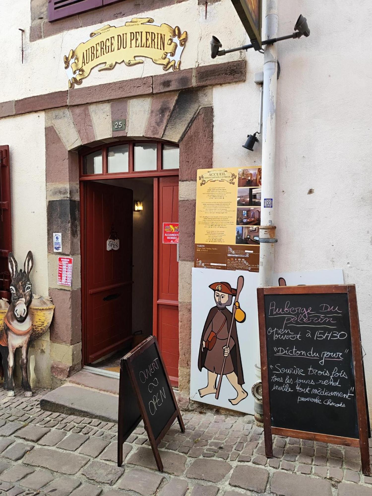 L'Auberge Du Pelerin - St Jean Pied De Port Сен Жан Пие-дьо-Пор Екстериор снимка