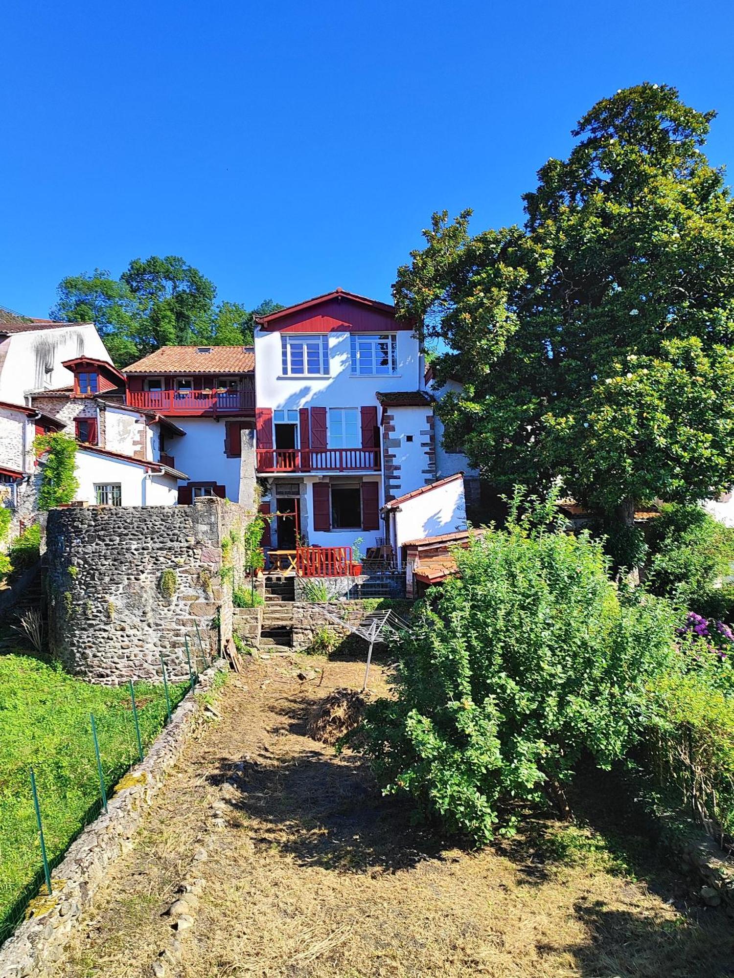 L'Auberge Du Pelerin - St Jean Pied De Port Сен Жан Пие-дьо-Пор Екстериор снимка
