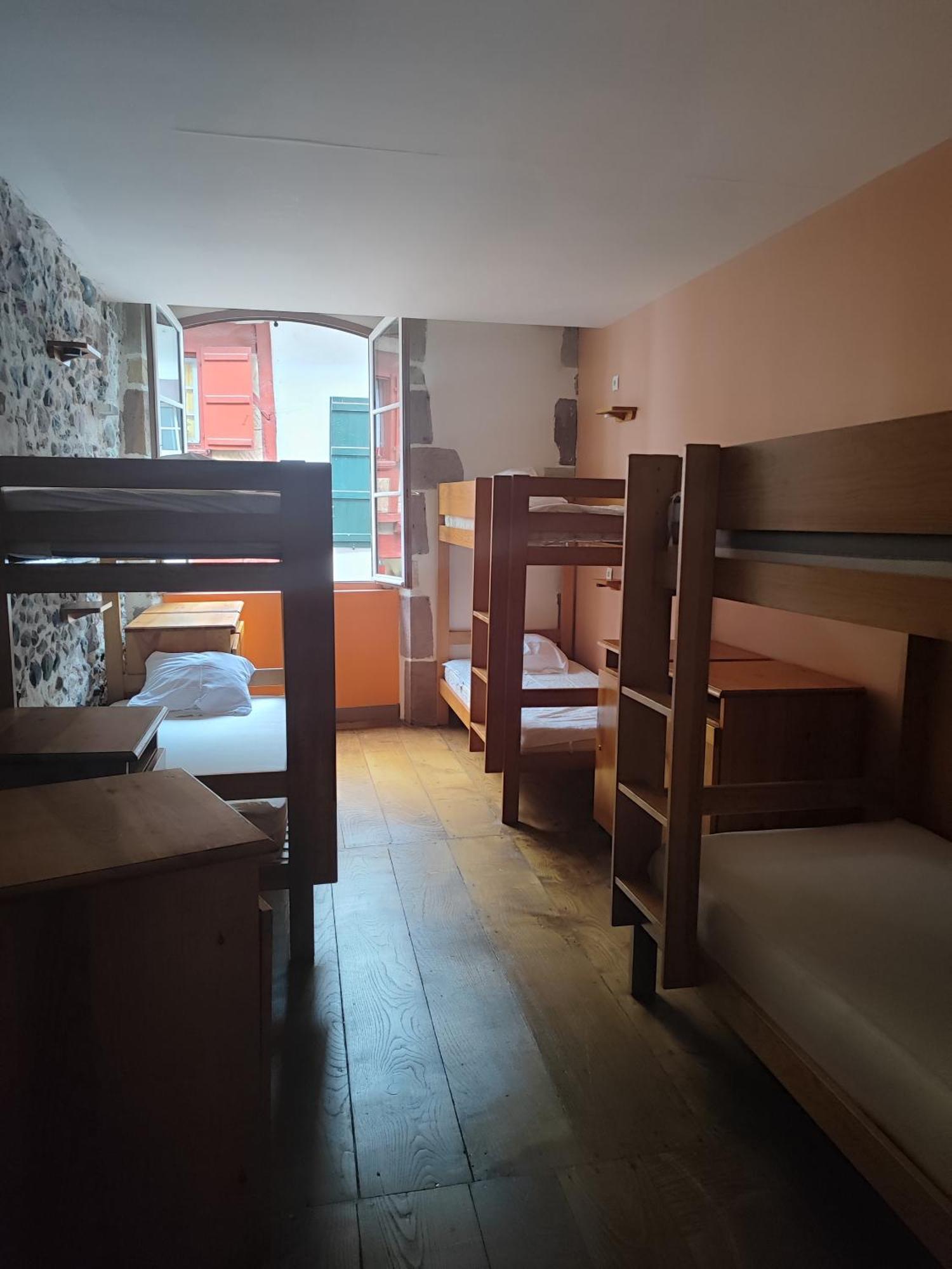 L'Auberge Du Pelerin - St Jean Pied De Port Сен Жан Пие-дьо-Пор Екстериор снимка